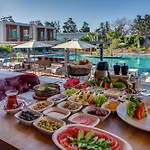 Celeste Bella Luxury & Hotel 4*