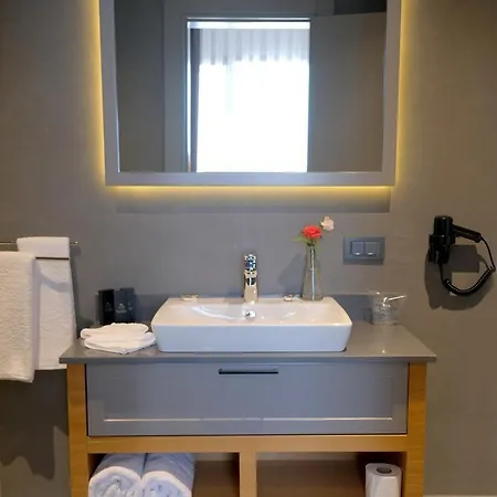 Hotel Celeste Bella Luxury &