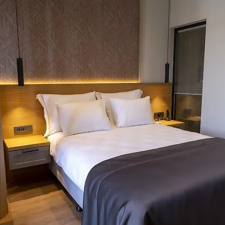 호텔 Celeste Bella Luxury & 4*