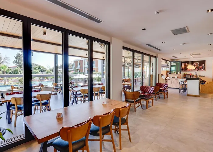 Celeste Bella Luxury & 4* Turgutreis